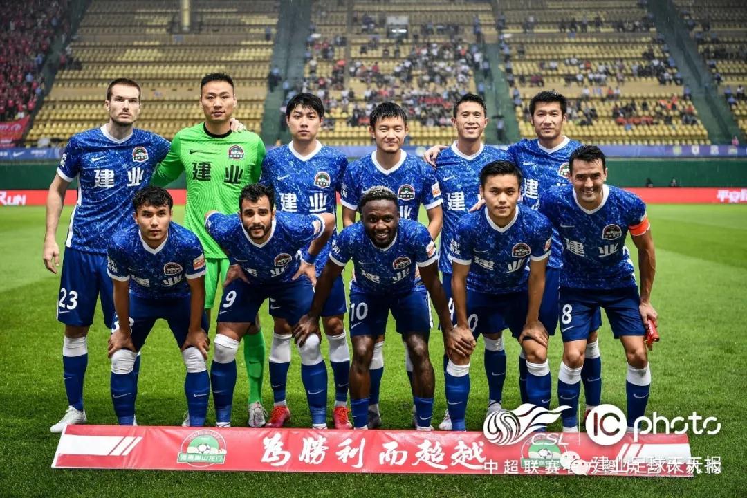 نيوكاسل وتشيلسيصراع الأثرياء في الدوري الإنجليزي الممتاز